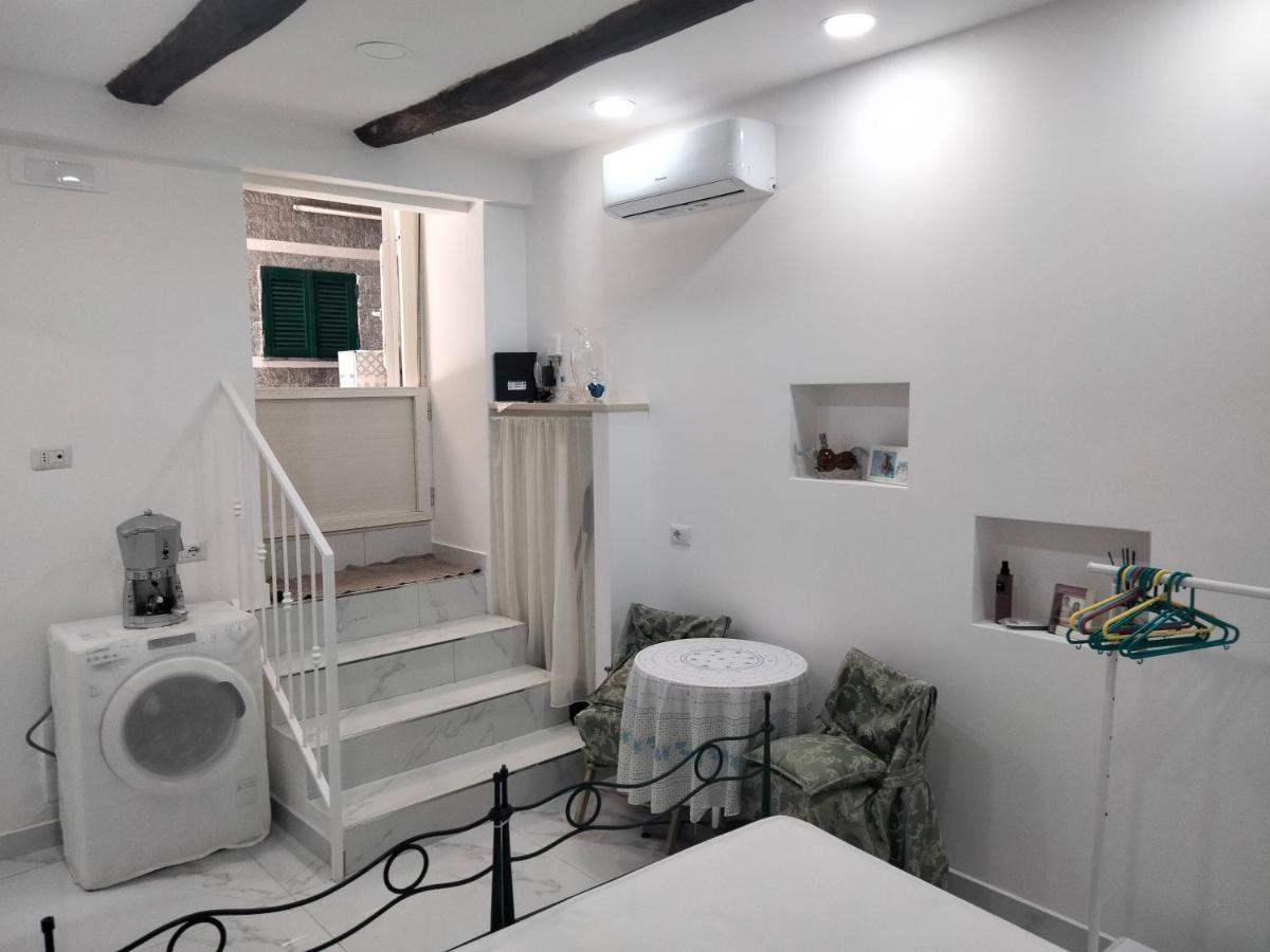 Apartamento Casa Luisa Nápoles Exterior foto