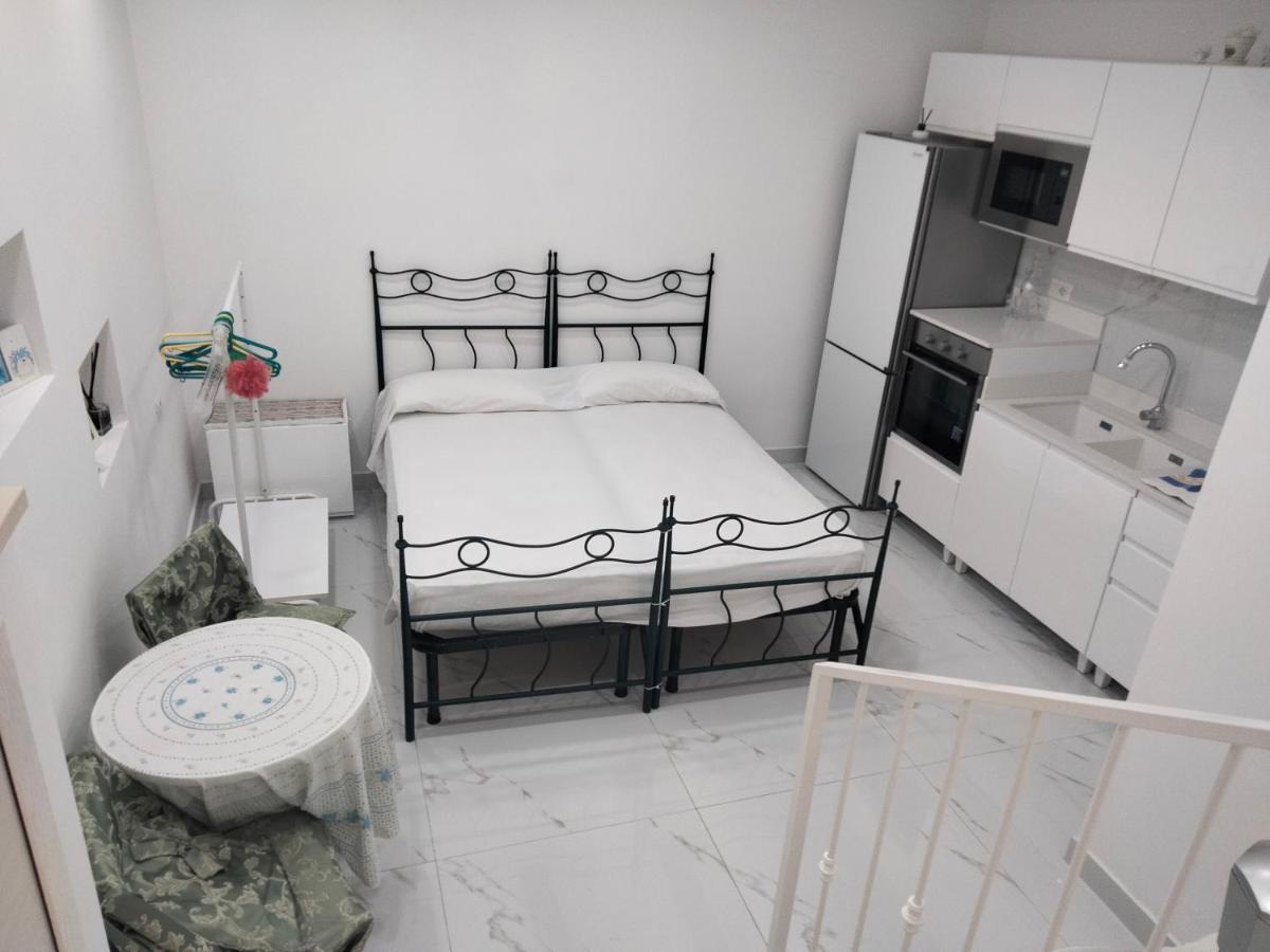 Apartamento Casa Luisa Nápoles Exterior foto
