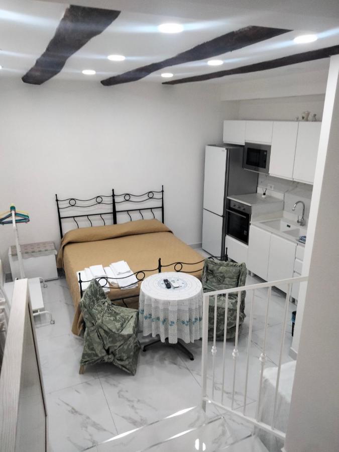 Apartamento Casa Luisa Nápoles Exterior foto